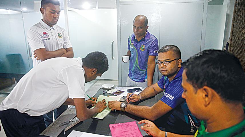 division cricket.jpg