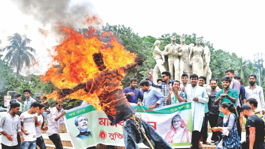 DU JU students protest dengue.jpg