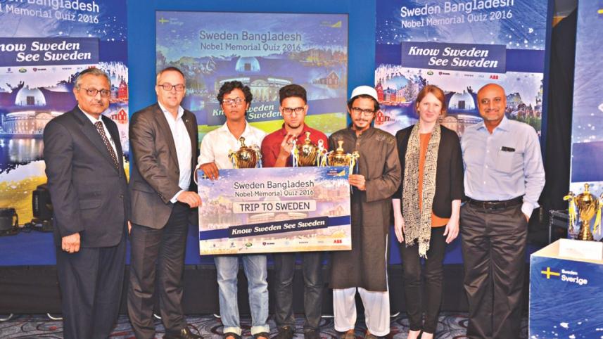 DU Students Win Ticket to Sweden