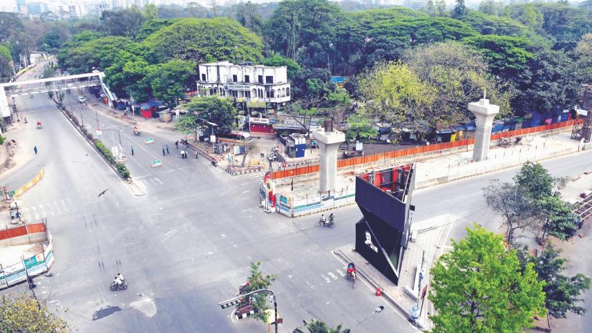 economy pause and play.jpg