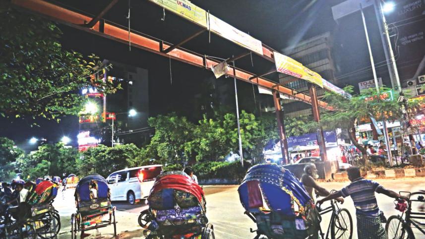 foot-bridge Shankar bus stop.jpg