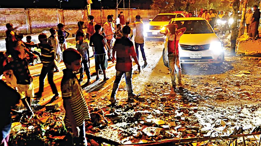 geneva camp outrage for power cuts.jpg