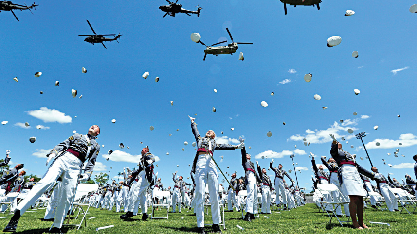 graduates-at-US-Military-Academy.jpg
