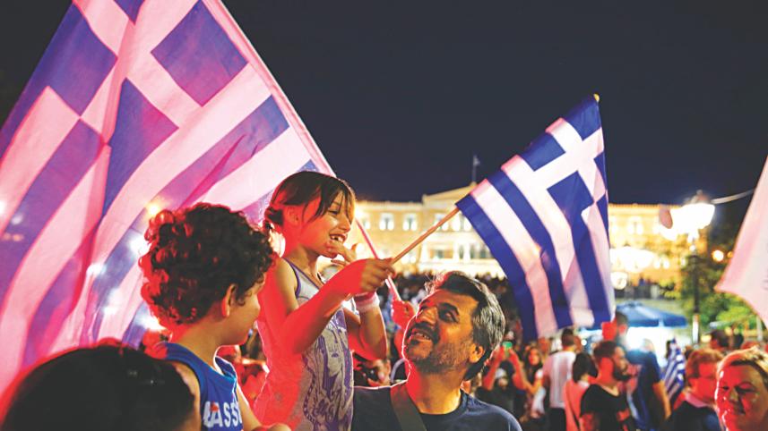 greek voters.jpg