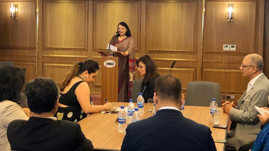 Harvard school’s alumni team.jpg