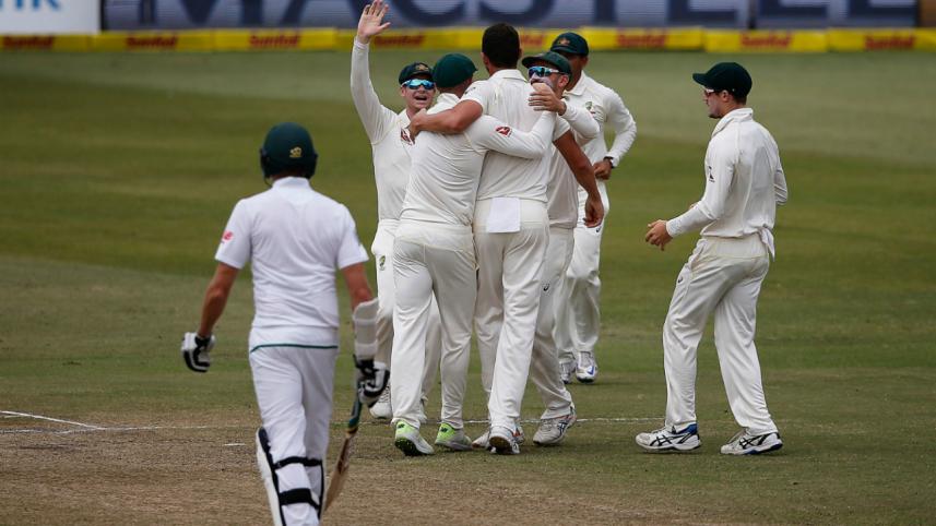 Hazzlewood celebrates.jpg