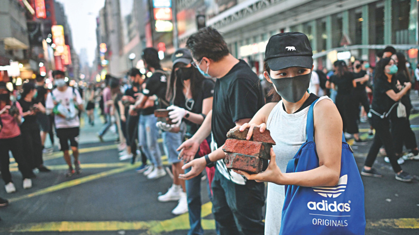 Hong Kong police.jpg