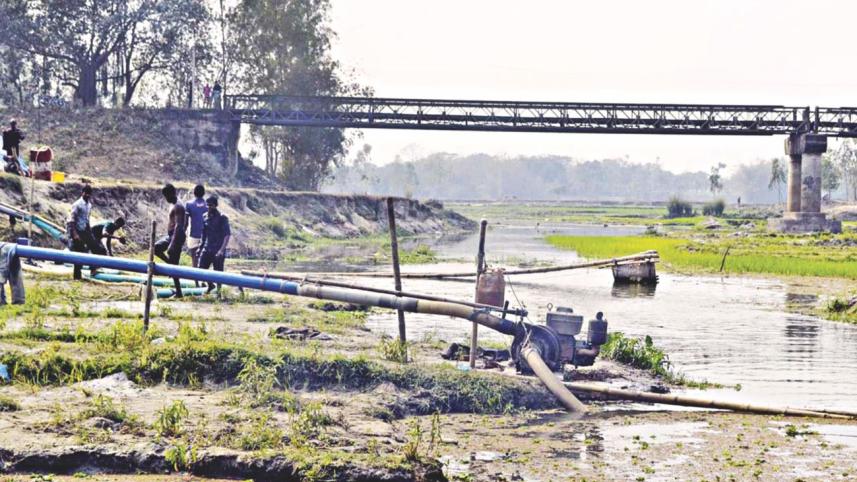 Illegal sand lifting.jpg