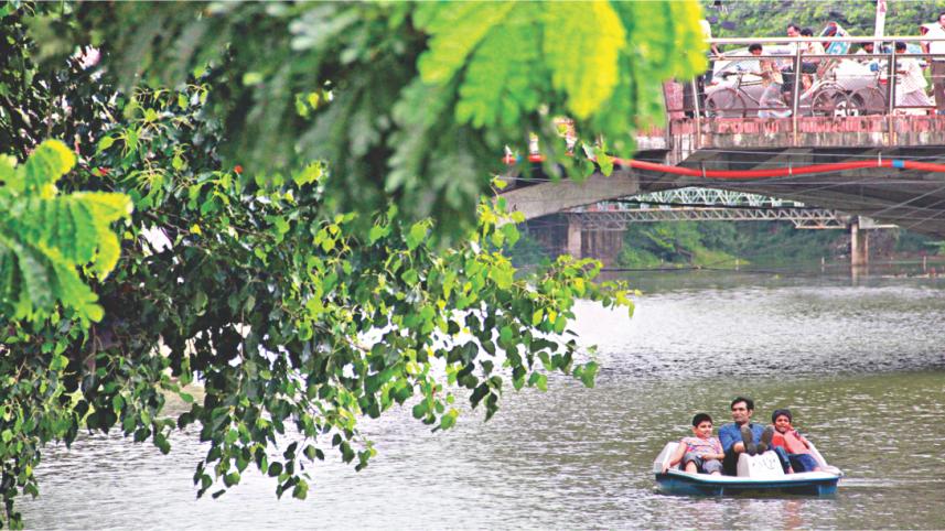 In Urban Dhaka 1.jpg