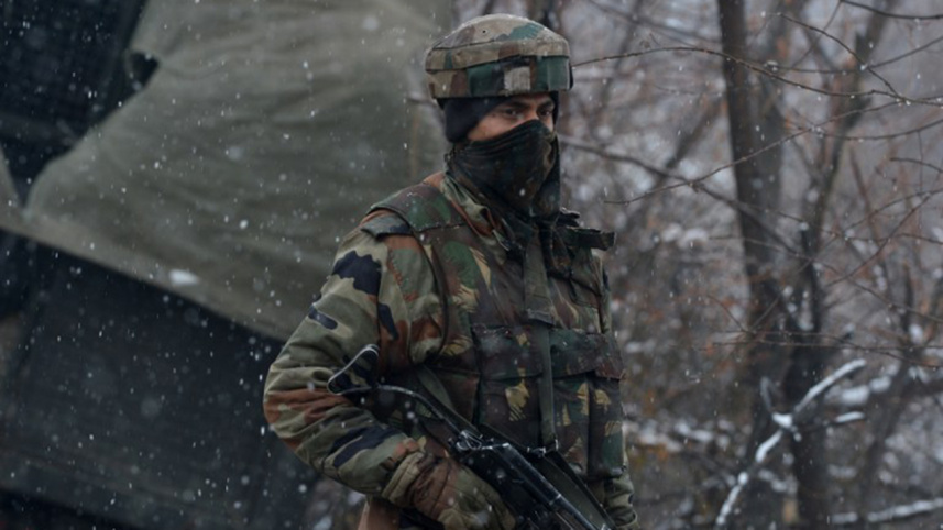 An Indian army soldier 