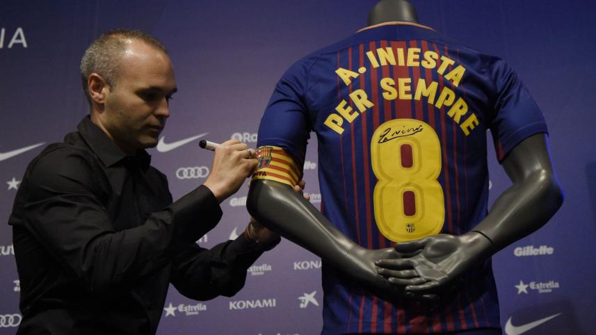 Iniesta_contract.jpg