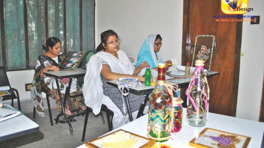 Introducing art through glass