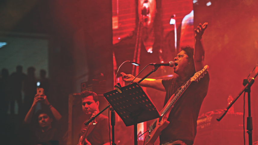 James performs at IUB.jpg