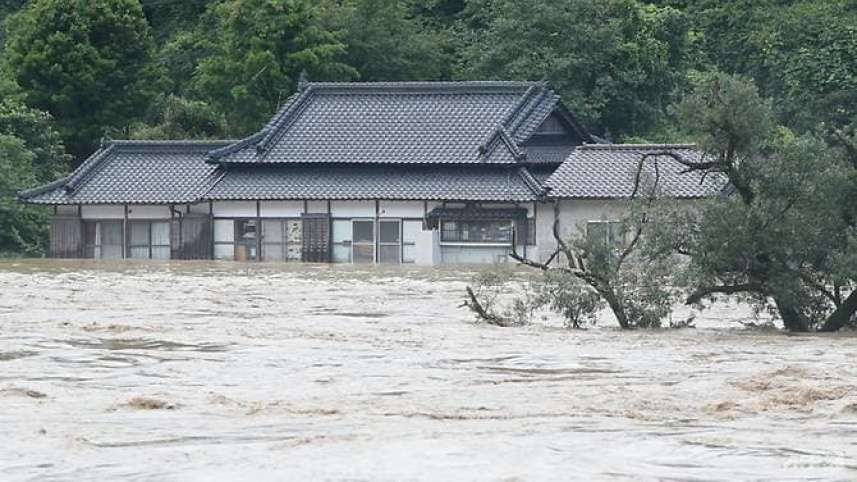 japan-flood.jpg