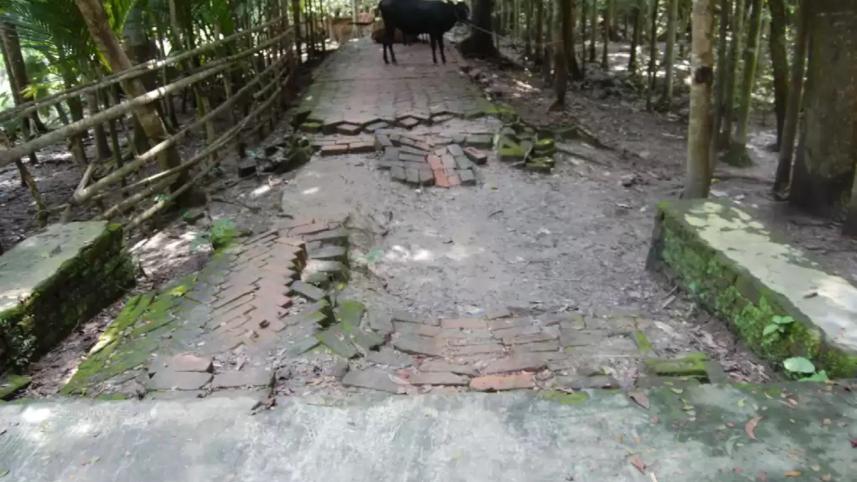 Jhalakathi villagers suffer.jpg