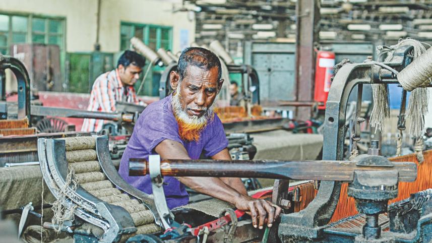 julte mill worker.jpg