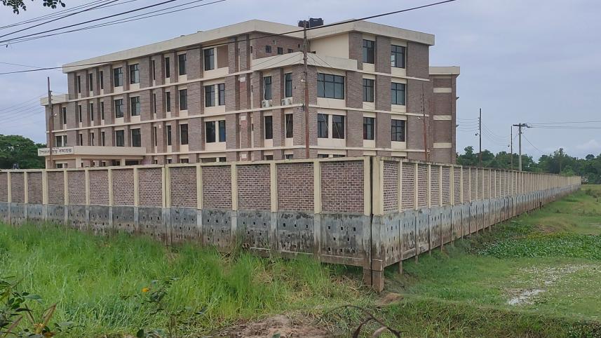 Juri Upazila Health Complex 1.jpg