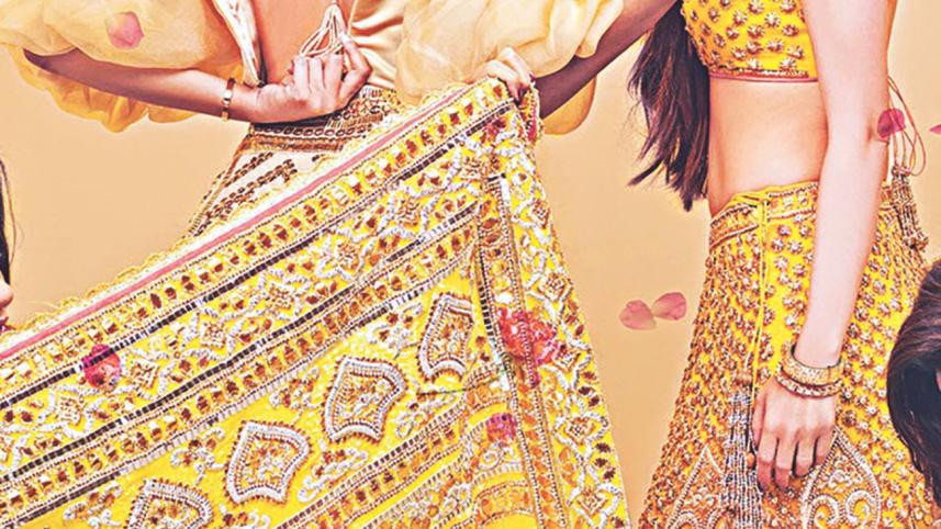 Kareena Kapoor Khan & Sonam Kapoor