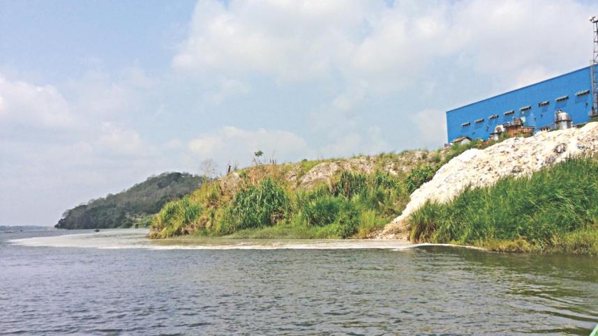 karnaphuly pollution 1.jpg