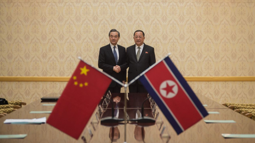 kim n korea china.jpg