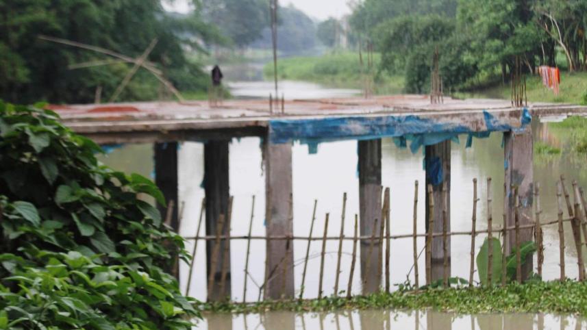 Louhajang River 1.jpg