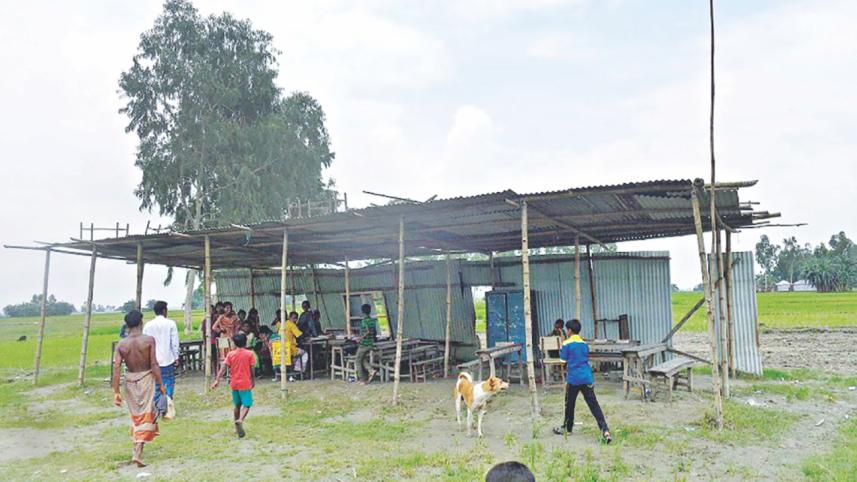 makeshift school 1.jpg