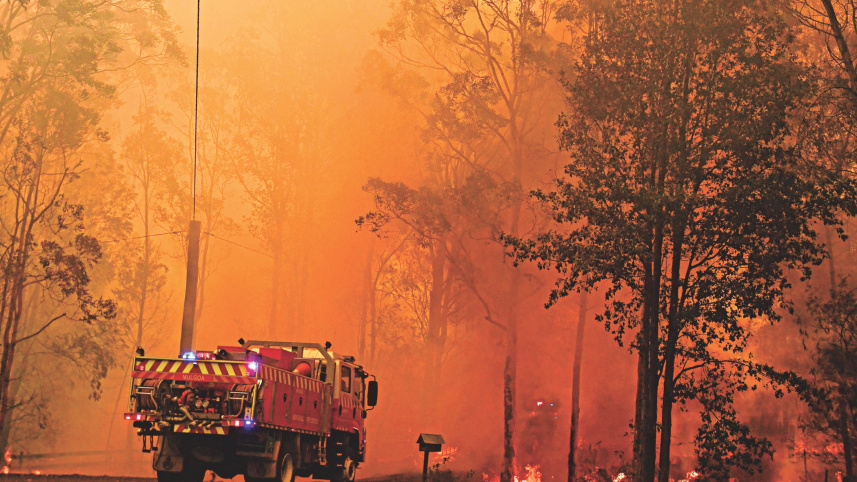 Mega fire north Sydney.jpg