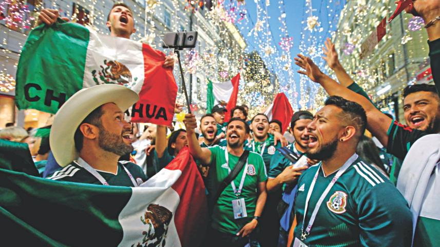 mexico fans.jpg