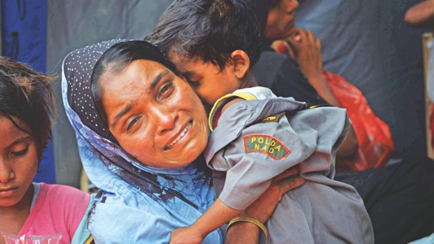 migrants rescued 1.jpg