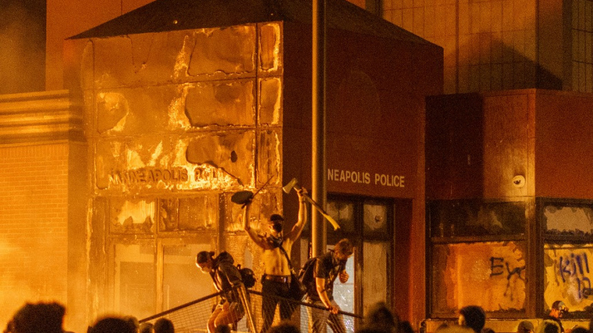 Minneapolis Police Precinct.jpg