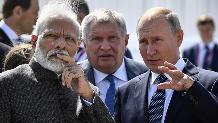 modi putin.jpg