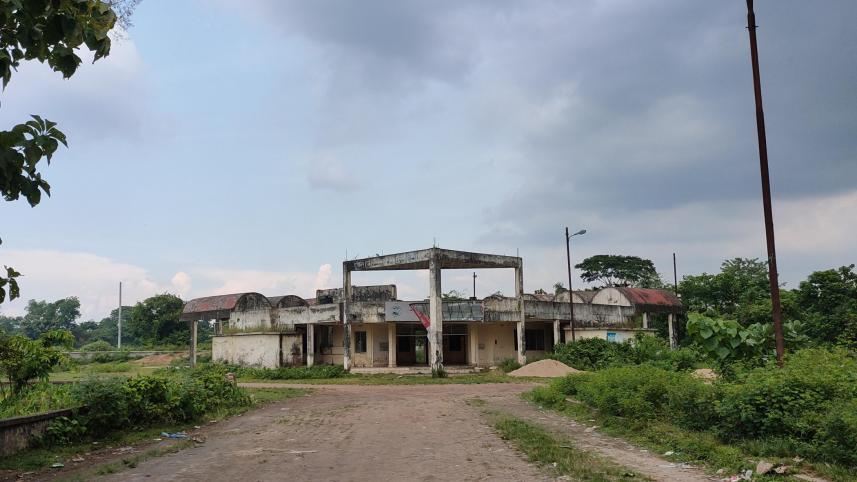 Moulvibazar Municipality Bus Terminal.jpg