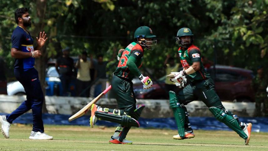 Mushfiq and Liton Das.JPG