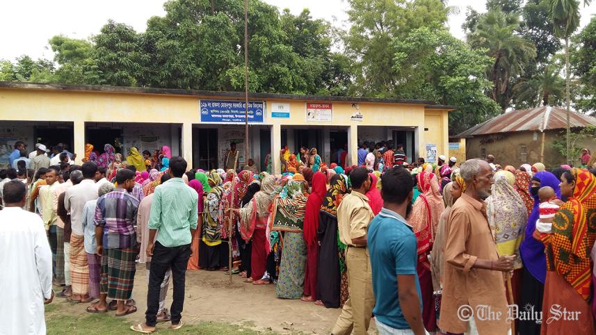 Natore-voting.jpg