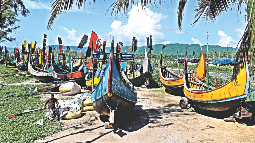 netting hilsa  ban.jpg