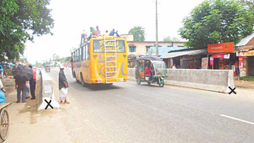 New Jersy barriers.jpg