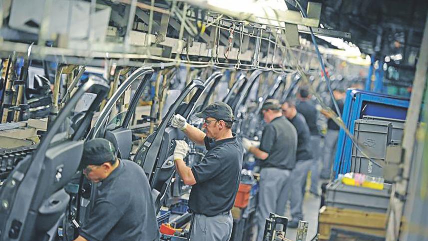 Nissan technicians.jpg