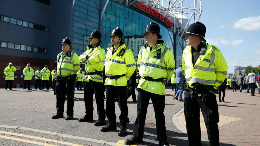 Old trafford bomb scare.JPG