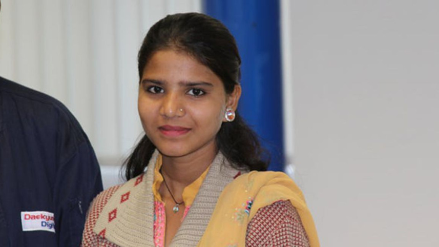 pak christian women.jpg