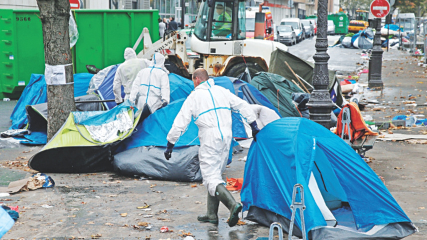 paris migrant camp.jpg