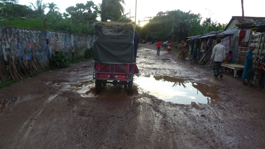 Patuakhali town road.jpg