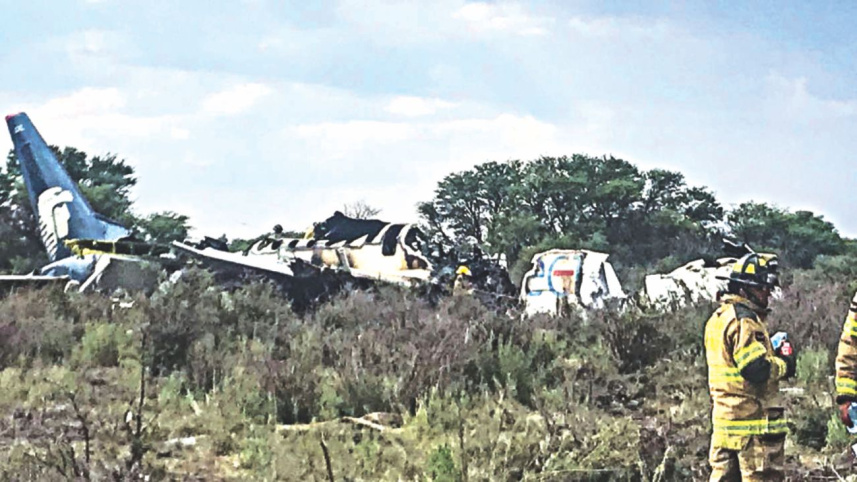 PLANE CRASH IN MEXICO