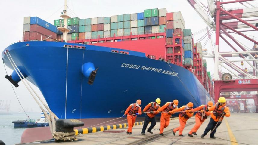 port in Qingdao.jpg