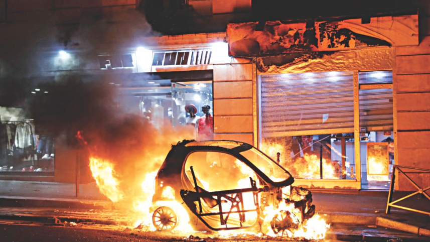 protest in Paris.jpg
