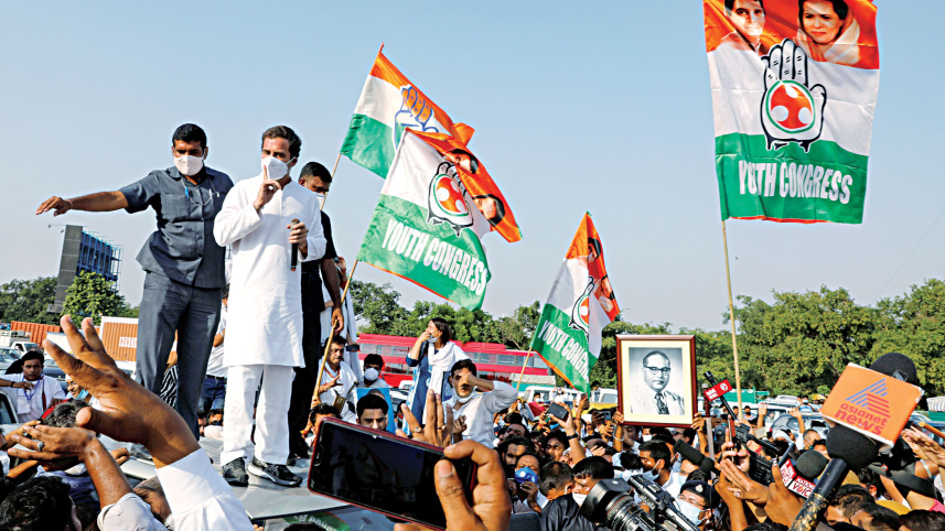 Rahul-Gandhi-met-rape-victim-family.jpg