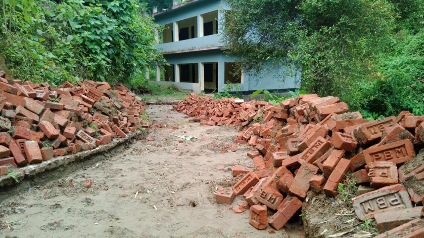 Road damage.jpg