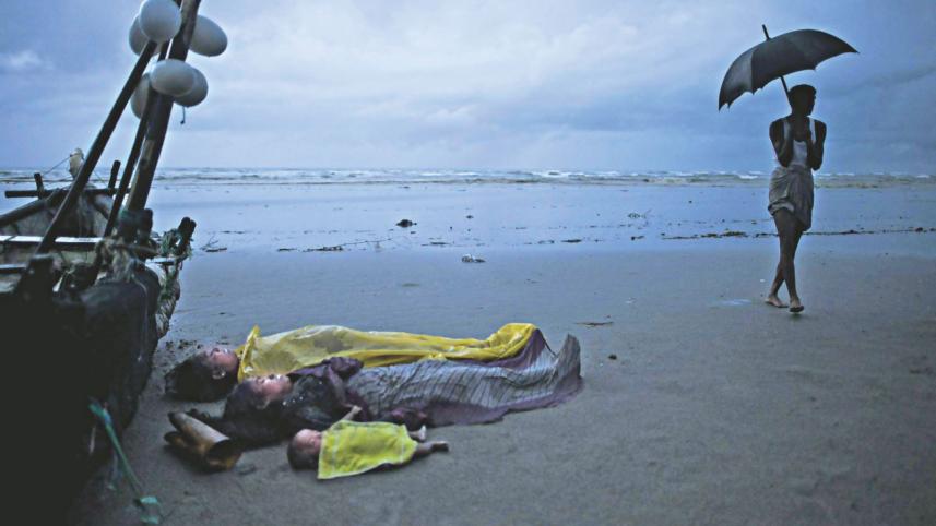 rohingya boat capsize.jpg