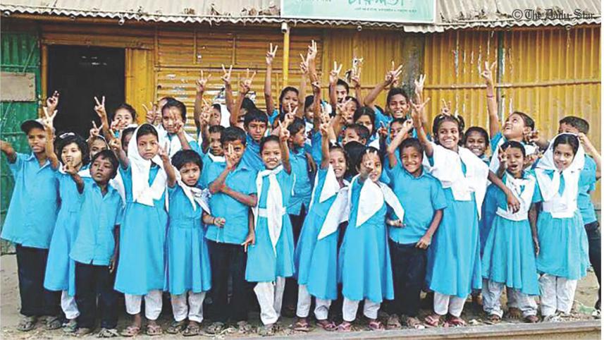 Underprivileged children from Charulata Bidyapith 