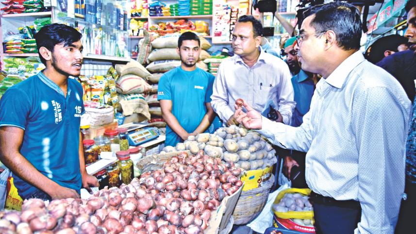 Sell onions govt-set price.jpg