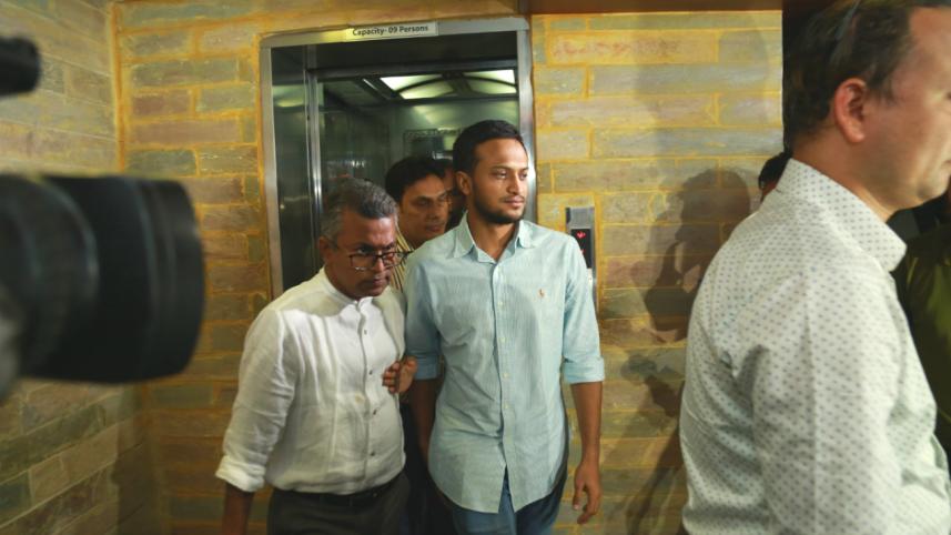 Shakib at BCB offices.JPG